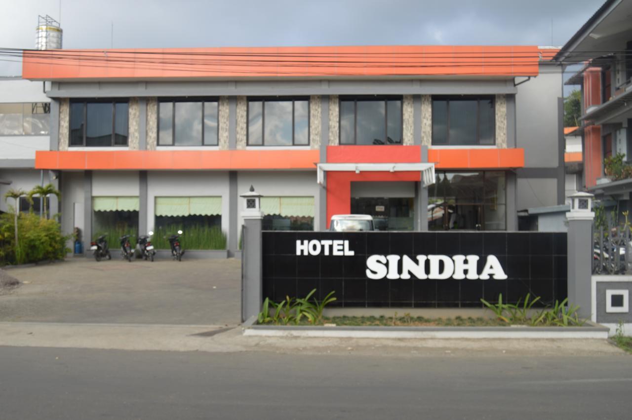 Hotel Sindha Ruteng Exterior foto