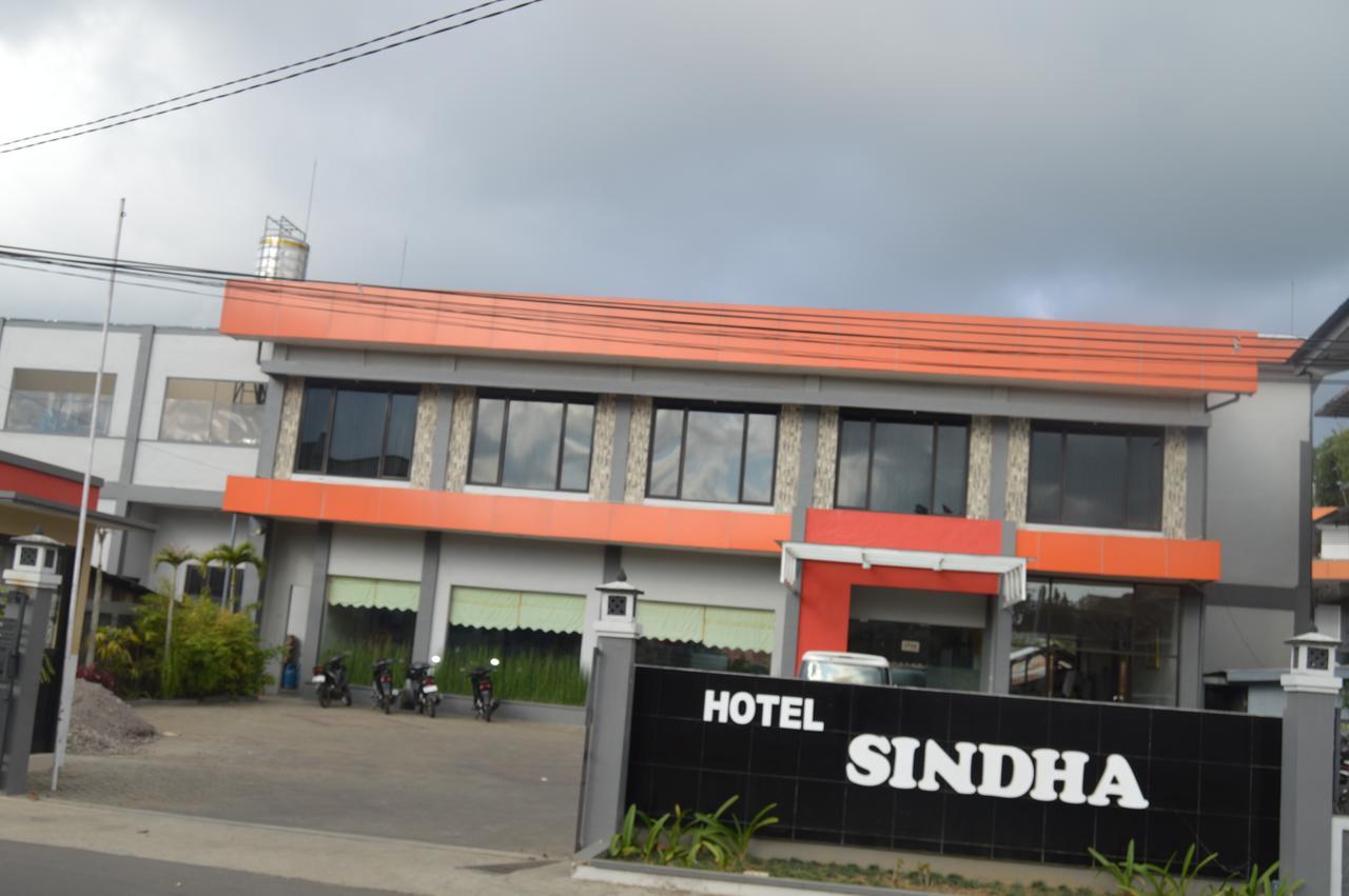 Hotel Sindha Ruteng Exterior foto